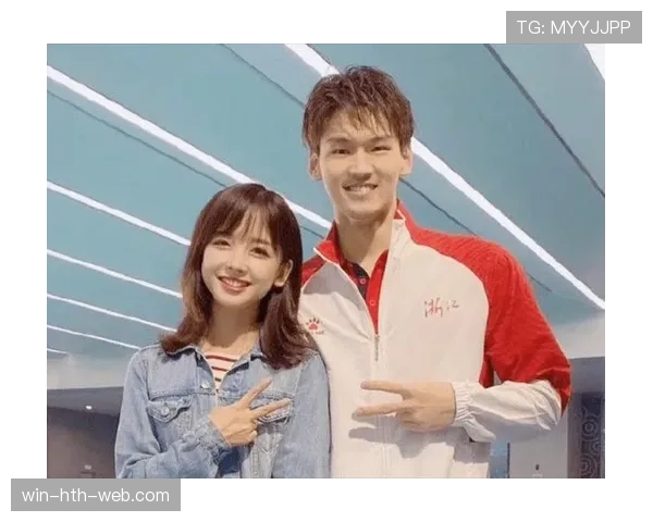 刷到徐嘉余的衣橱，外表邻家男友，价签一看直接窒息