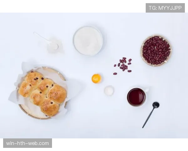 张博恒家冰箱里塞满蛋白粉，连饮料都是自己称重兑的